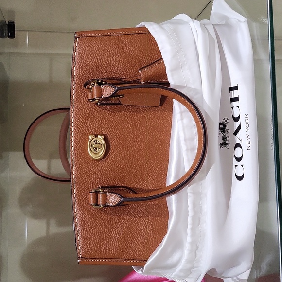 New! 🔥 Brooke Carryall 28, Size Medium [Only 1  left!] - Picture 6 of 12